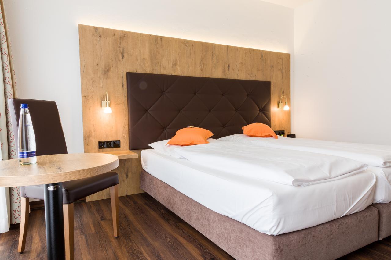 Stadthotel Berggeist Пенцберг Экстерьер фото